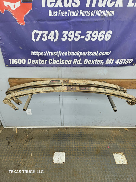 1999-2004 Ford F250 F350 Super Duty Excursion Front Leaf Springs - Pair