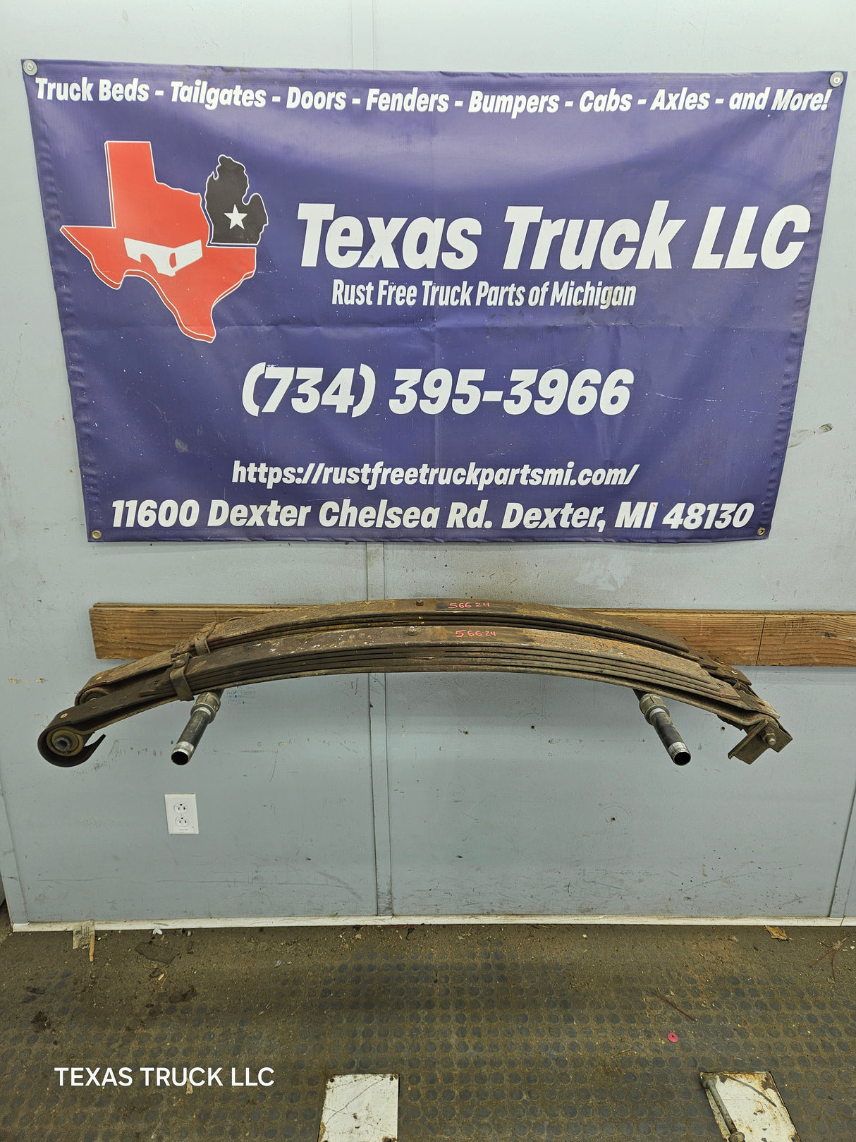 1999-2004 Ford F250 F350 Super Duty Excursion EXTRA HEAVY DUTY Front Leaf Springs - Pair