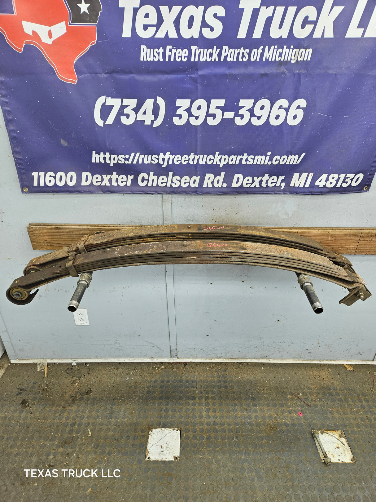 1999-2004 Ford F250 F350 Super Duty Excursion EXTRA HEAVY DUTY Front Leaf Springs - Pair