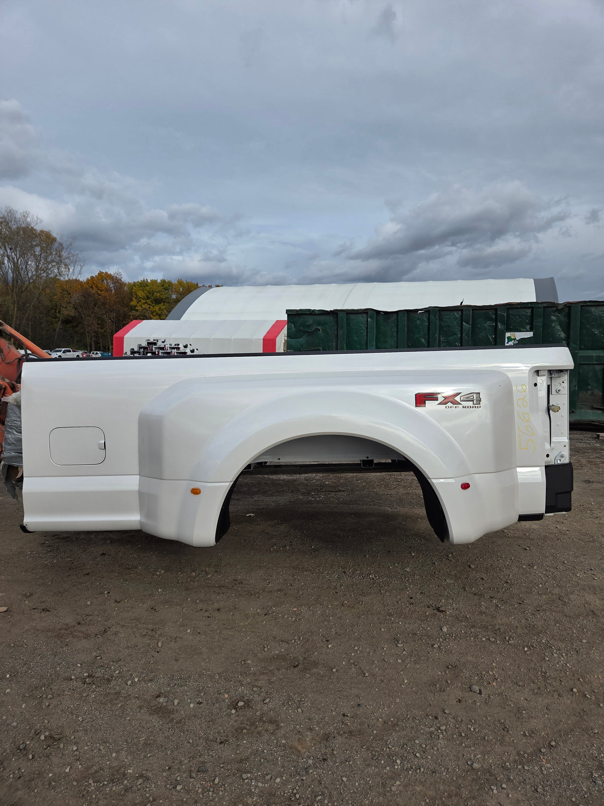 2017-2022 Ford Super Duty F350 F450 F550 8' Dually Bed - Pearl White