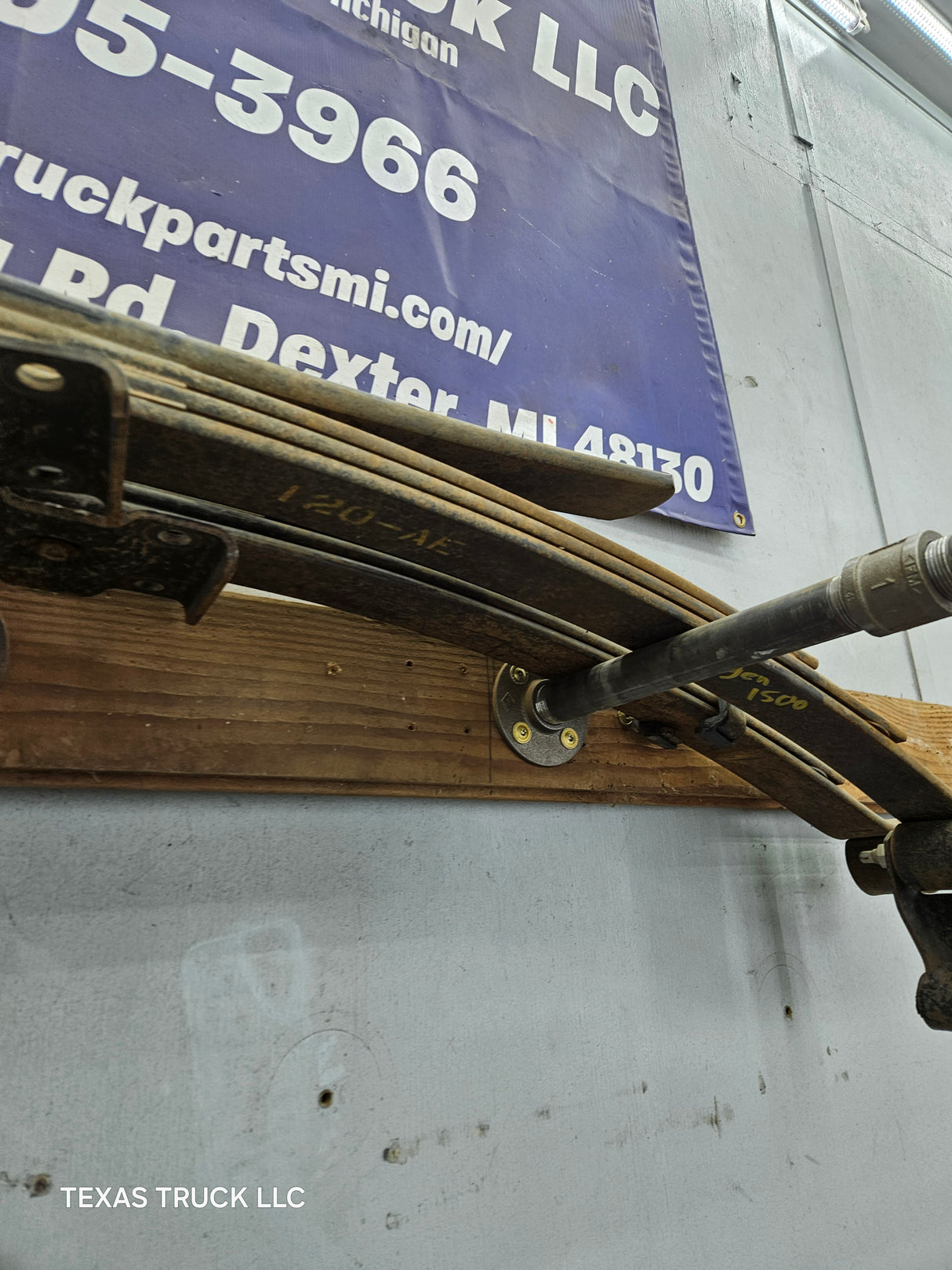 2002-2008 Dodge Ram 1500 Rear Leaf Springs 52113120 AE - Pair