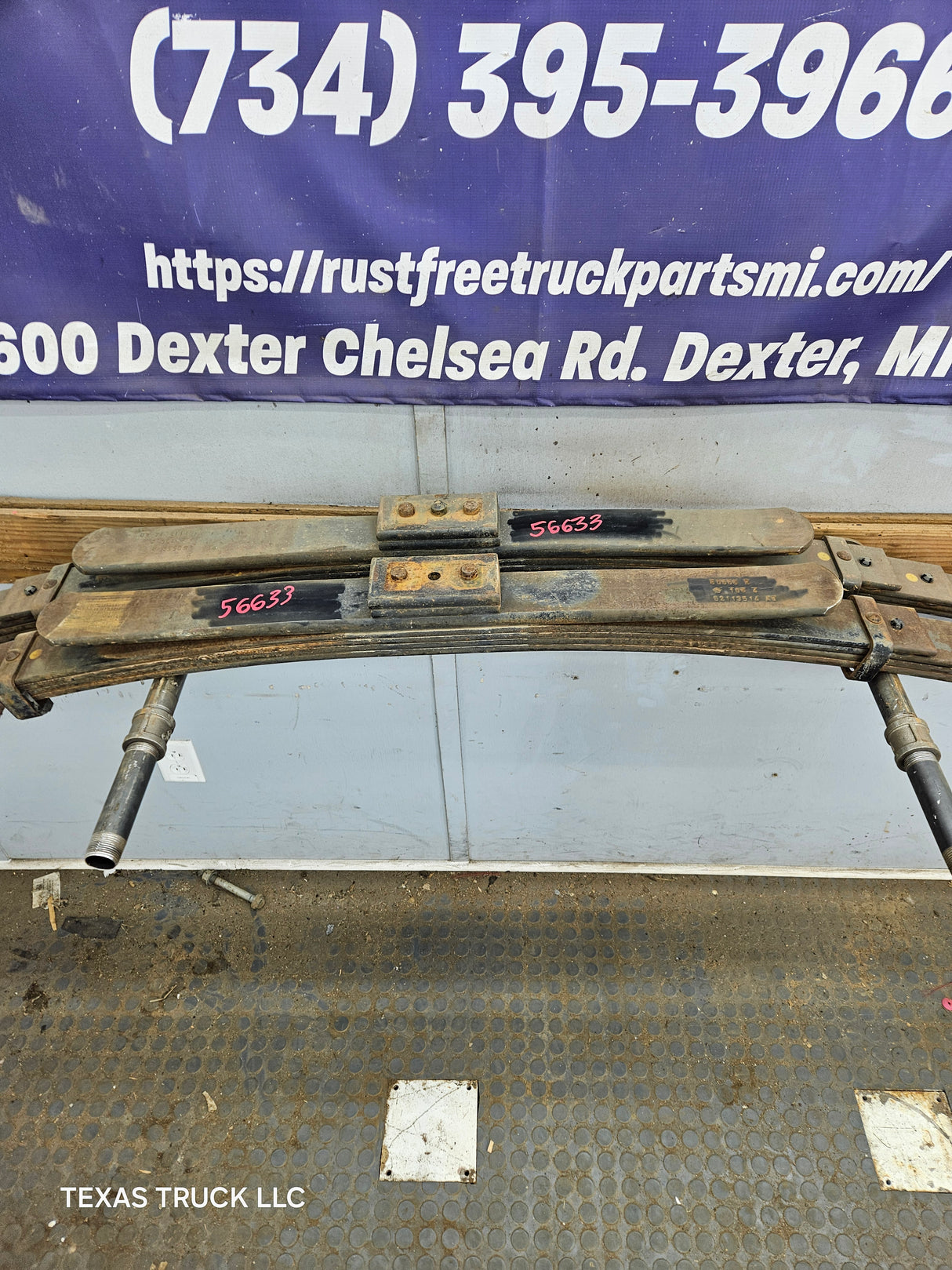 2003-2009 Dodge Ram 2500 3rd gen Rear Leaf Springs 52113514 - Pair