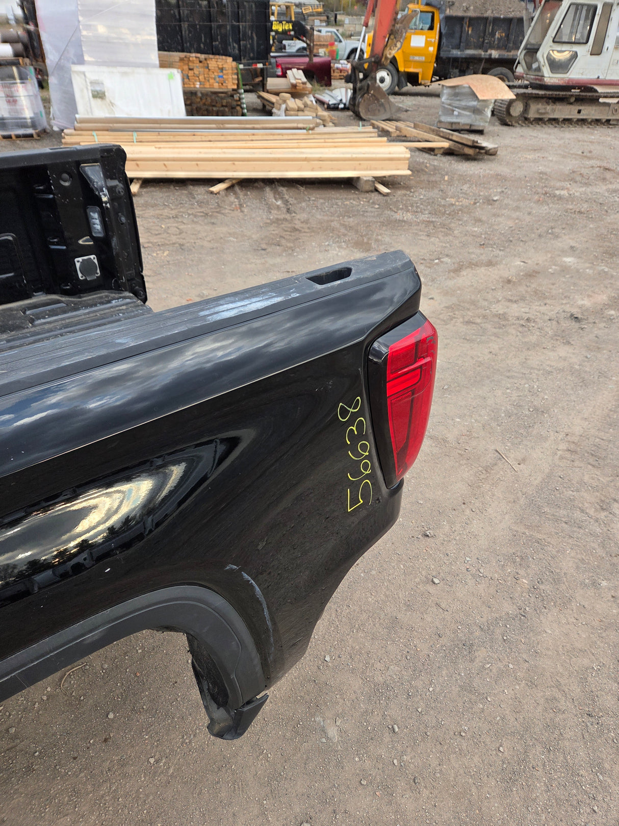 2019-2023 GMC Sierra 1500 5' 9" Short Truck Bed