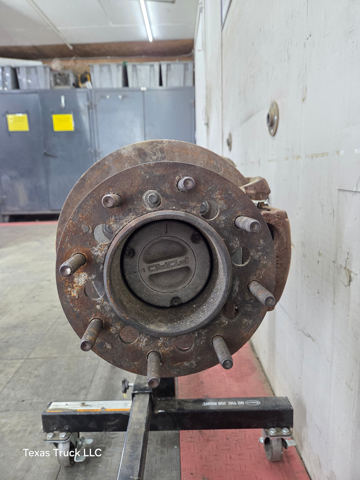 2011-2012 Ford Super Duty F350 Dually Front Axle 3.73 Gear Ratio 8 Lug