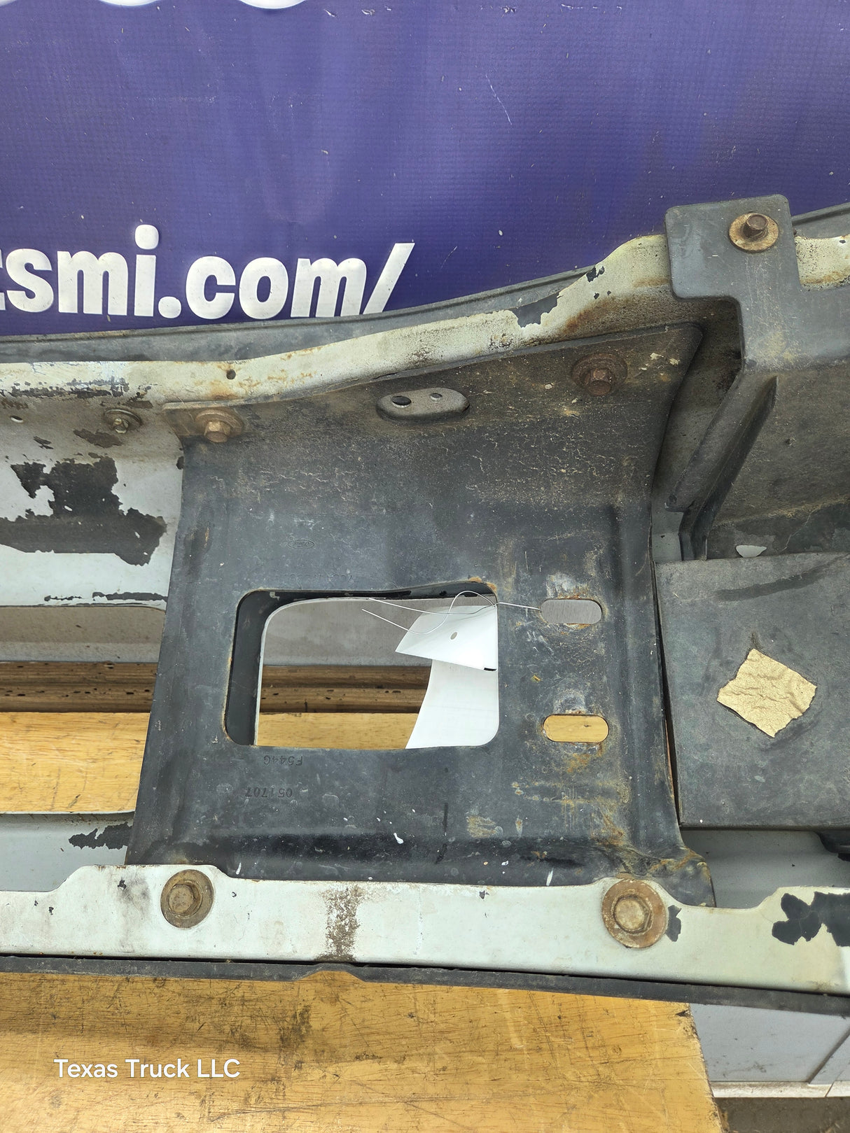 2008-2010 Ford Super Duty Front Bumper F250 F350 - Oxford White