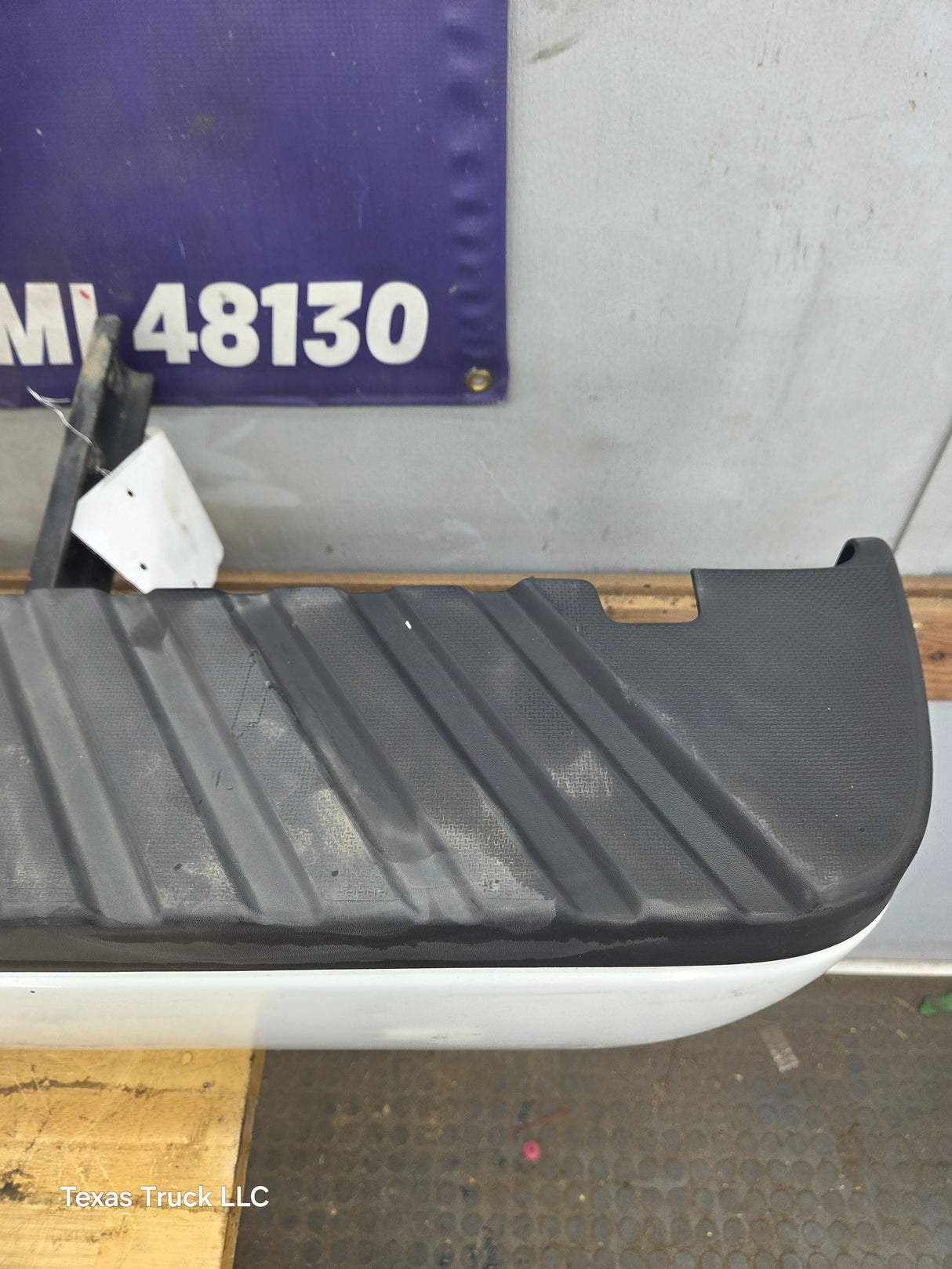 2008-2016 Ford Super Duty F250 F350 F450 F550 Rear Bumper - Oxford White