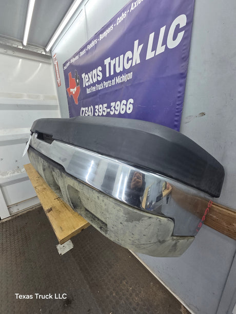 2003-2007 Chevrolet Silverado 2500HD 3500HD 'Cateye' Front Bumper