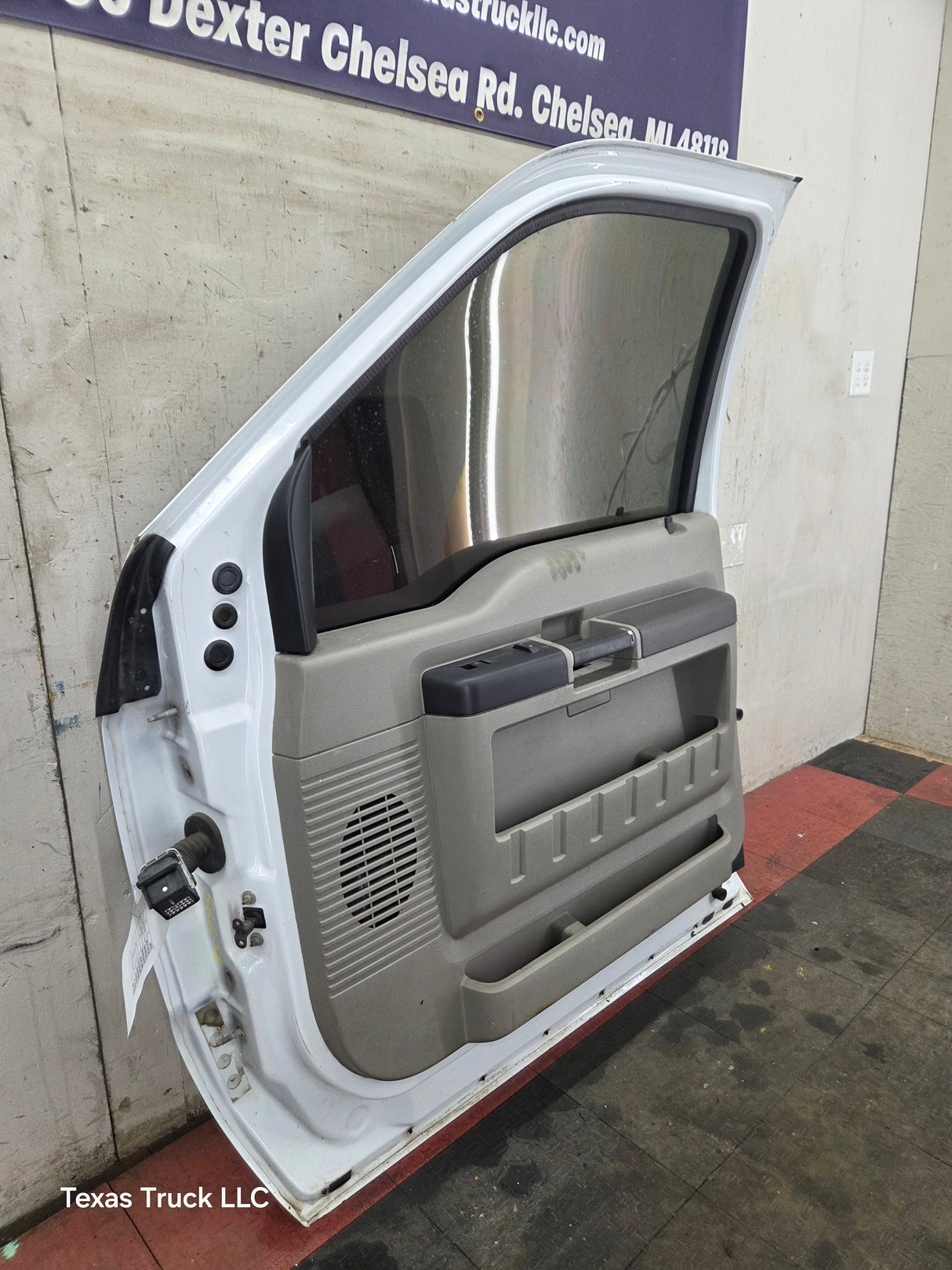 1999-2011 Ford Super Duty Front Passenger Side Door F250 F350 F450 F550 - Oxford White