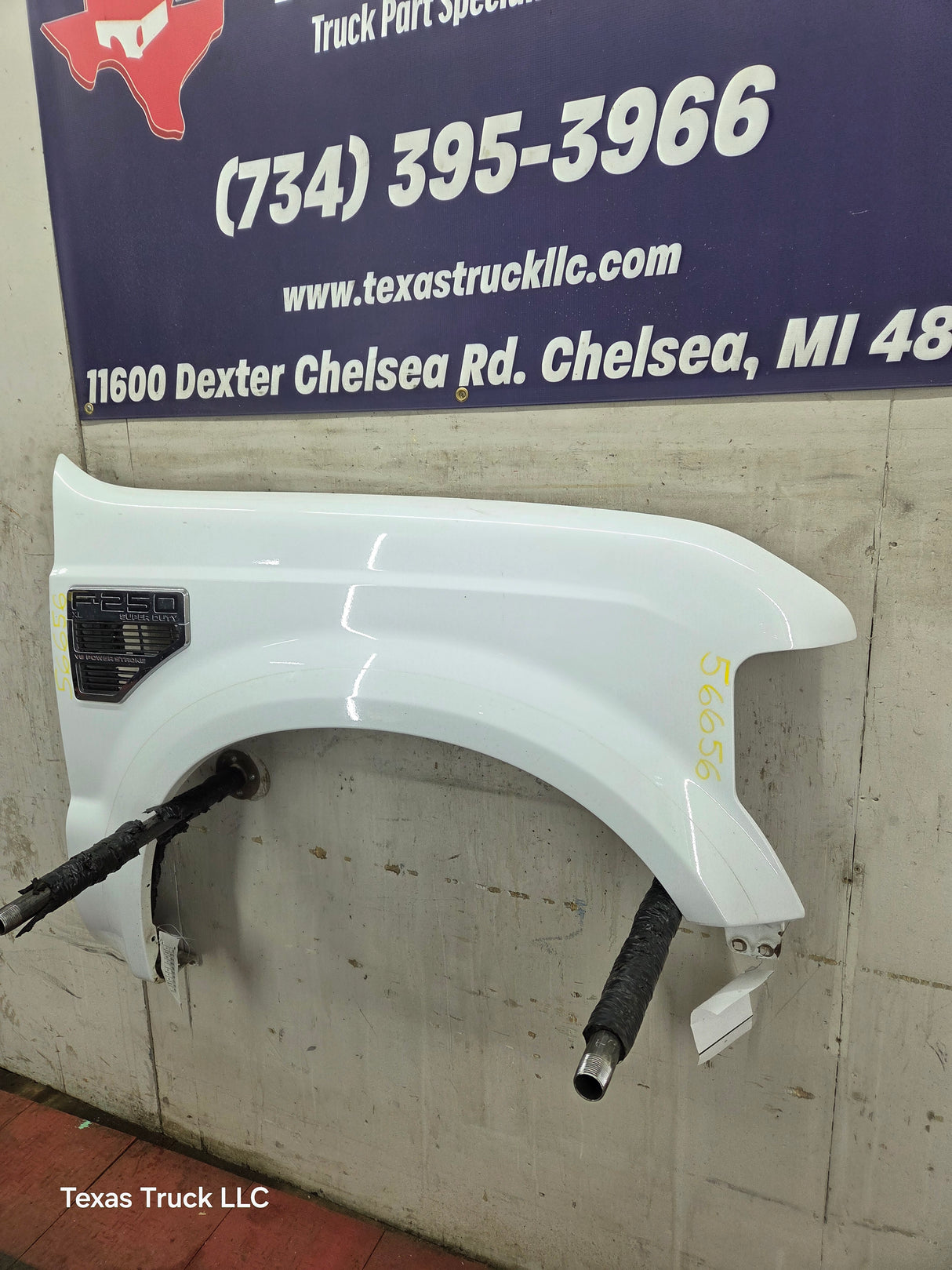 2008-2010 Ford Super Duty F250 F350 RH Passenger Side Fender - Oxford White