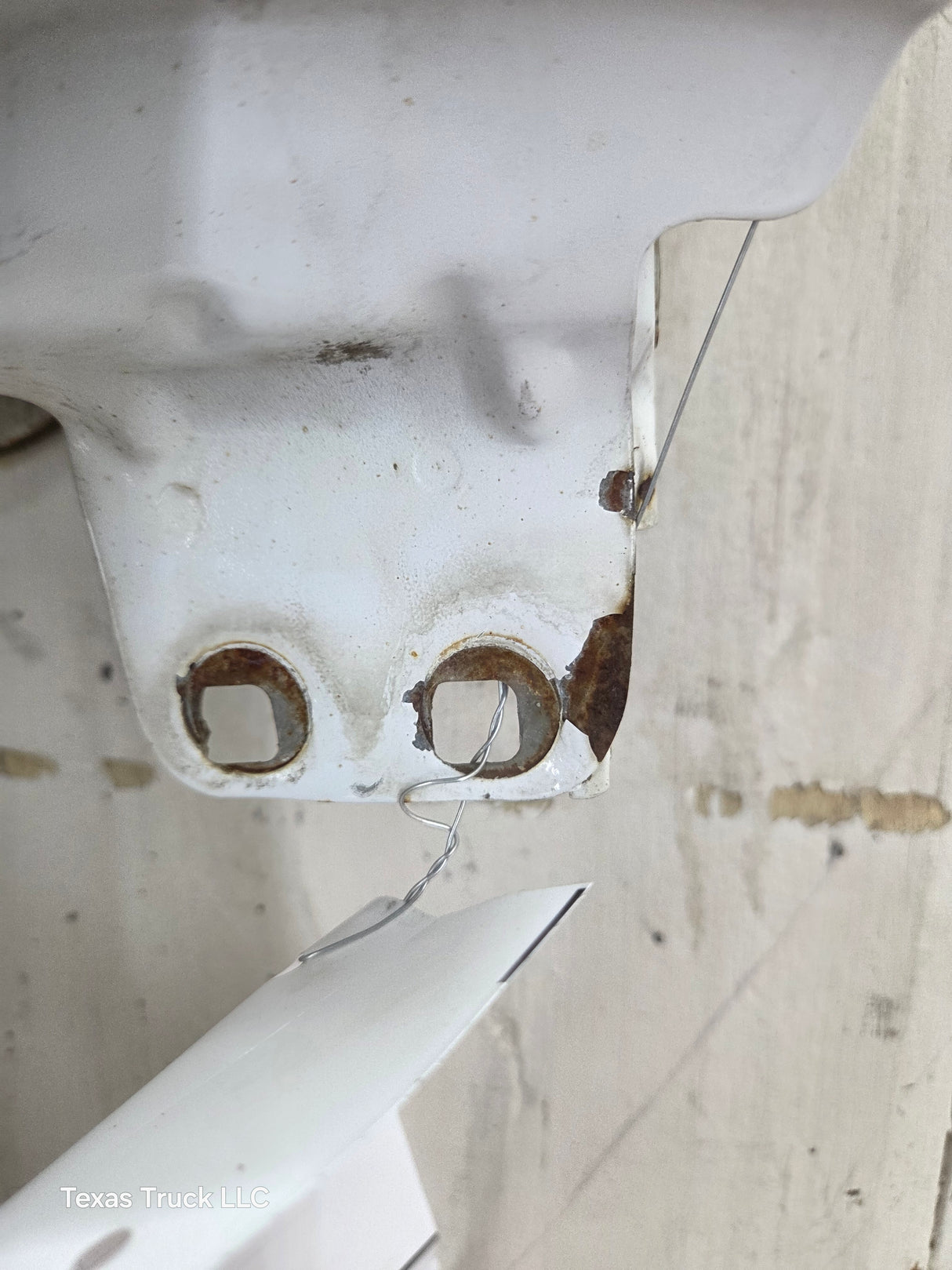 2008-2010 Ford Super Duty F250 F350 RH Passenger Side Fender - Oxford White