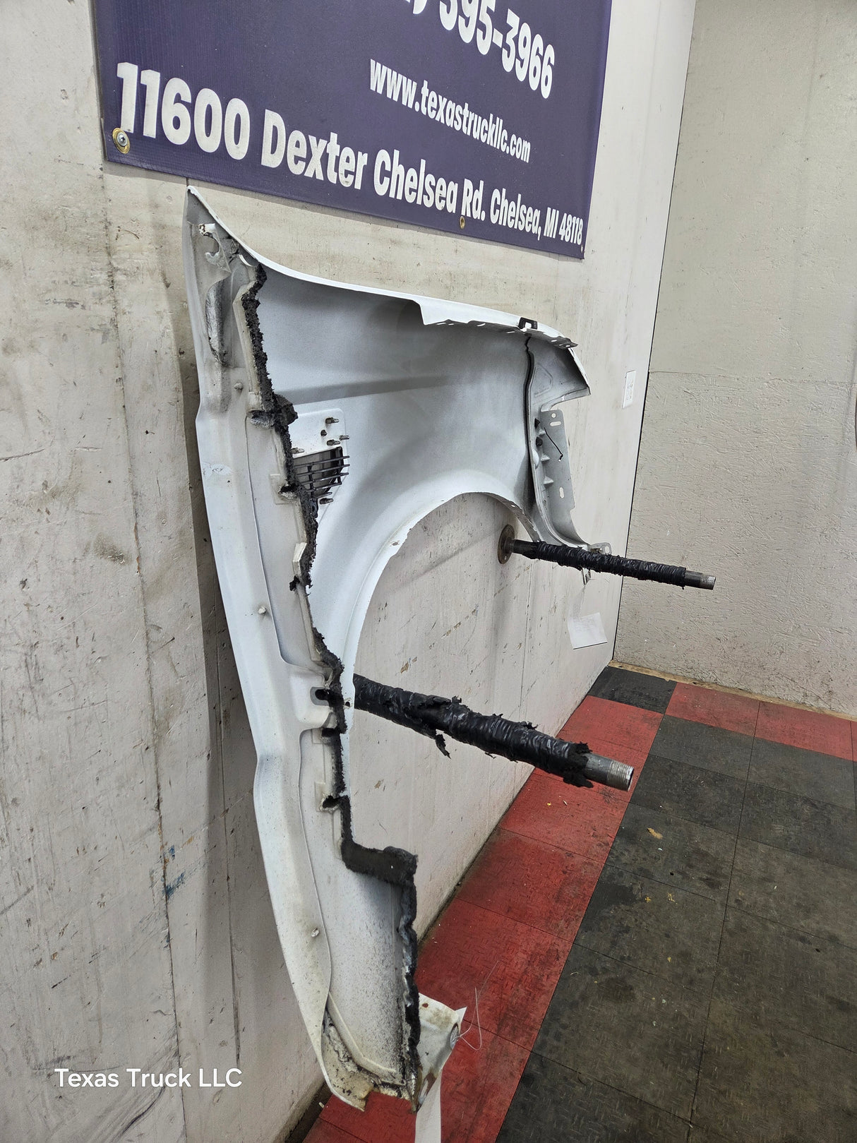 2008-2010 Ford Super Duty F250 F350 LH Driver Side Fender - Oxford White