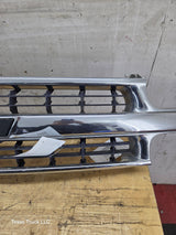 1999-2002 Chevrolet Silverado 1500 2500 3500 Grill OEM