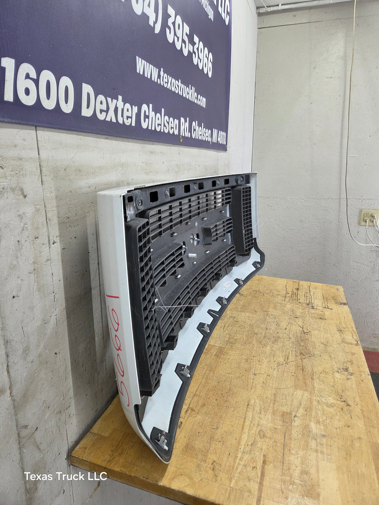 2008-2010 Ford Super Duty F250 F350 F450 F550 Grill Surround