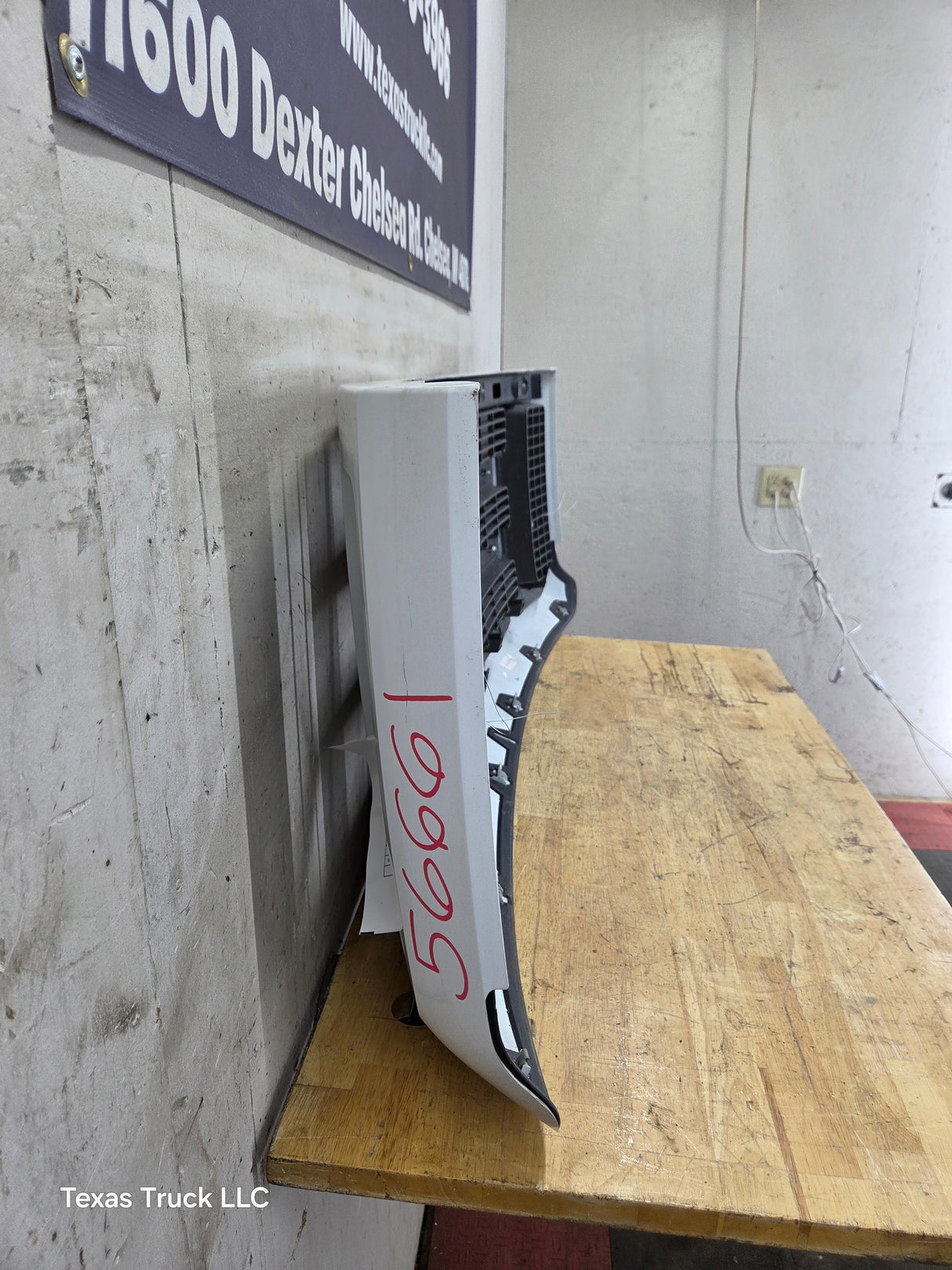 2008-2010 Ford Super Duty F250 F350 F450 F550 Grill Surround