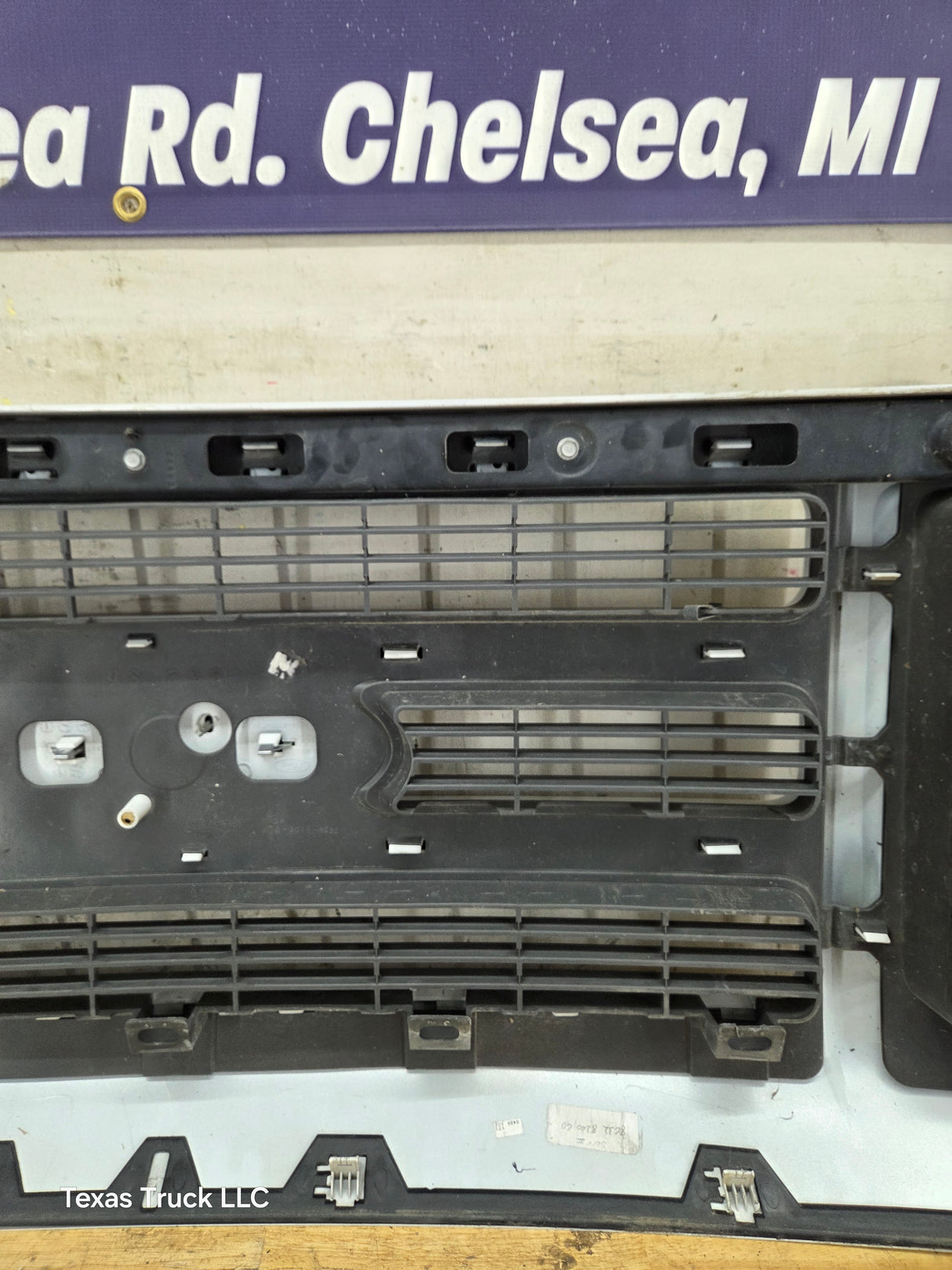 2008-2010 Ford Super Duty F250 F350 F450 F550 Grill Surround