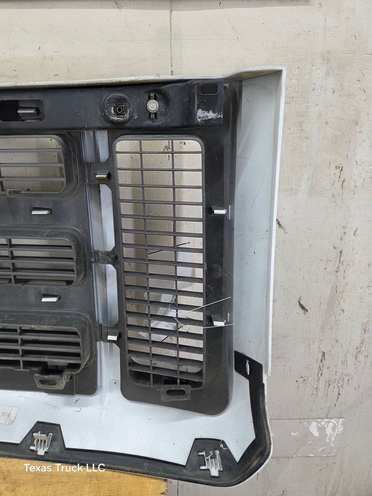 2008-2010 Ford Super Duty F250 F350 F450 F550 Grill Surround