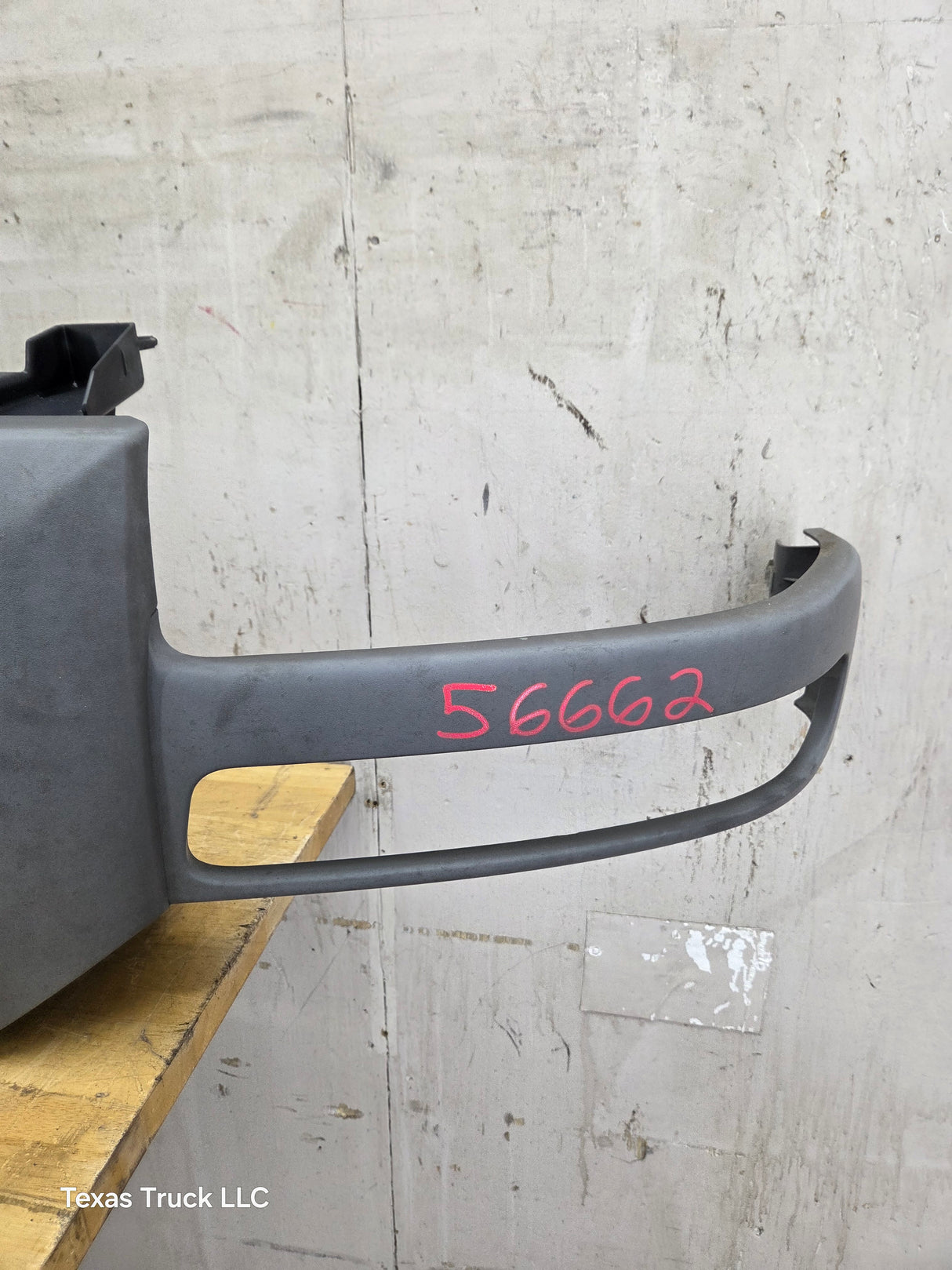 2003-2006 GMC Sierra 1500 2500 NON HD Grill OEM