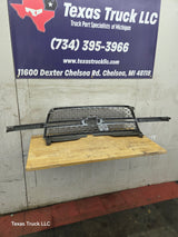 2003-2006 Chevrolet Silverado 2500 HD 3500HD 'Cateye' HD Grill OEM - Chrome