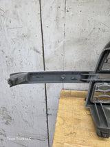 2003-2006 Chevrolet Silverado 2500 HD 3500HD 'Cateye' HD Grill OEM - Chrome