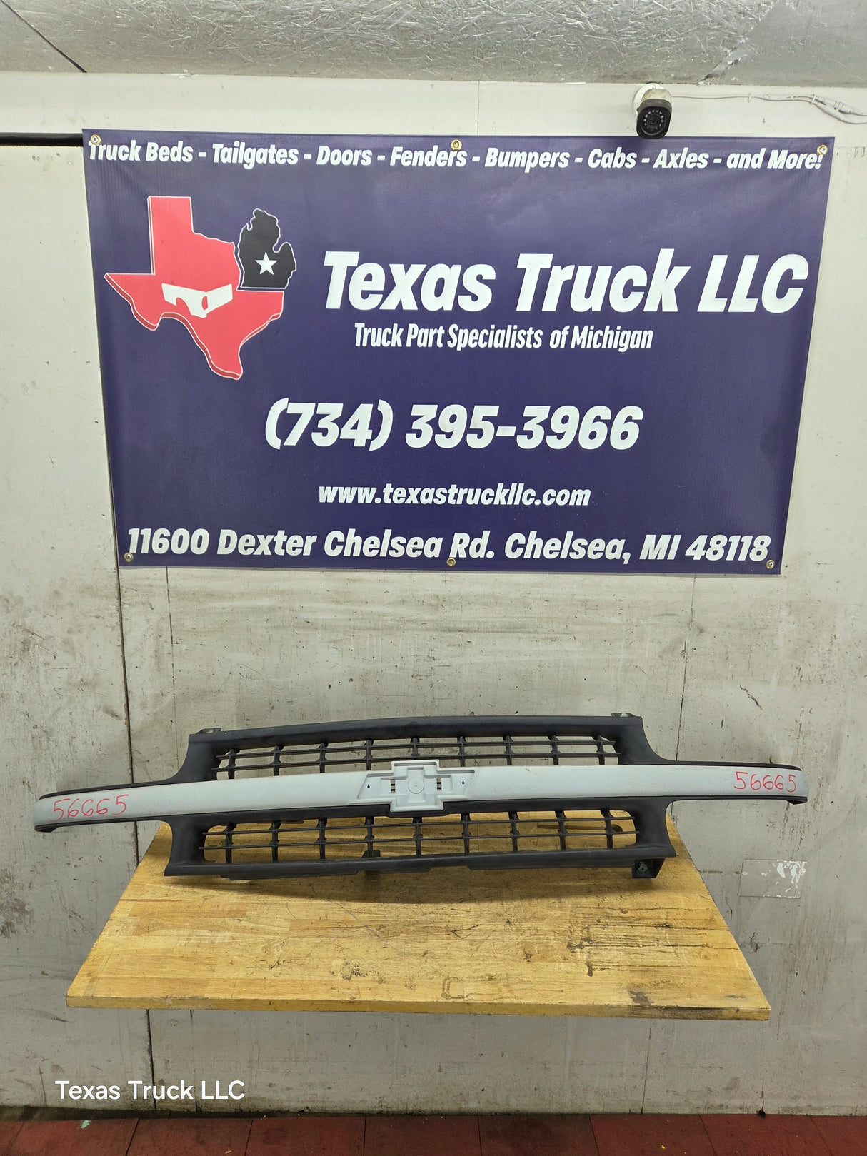 1999-2002 Chevrolet Silverado 1500 2500 3500 Grill OEM