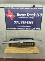1999-2002 Chevrolet Silverado 1500 2500 3500 Grill OEM