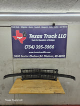 1999-2002 Chevrolet Silverado 1500 2500 3500 Grill OEM