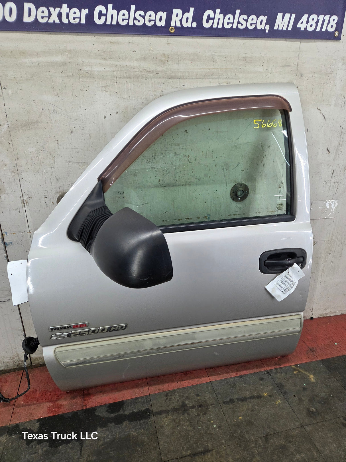 1999-2006 Chevrolet Silverado / GMC Sierra 1500 2500 3500 HD Front Driver Side Door LH - Fine Silver Birch Metallic