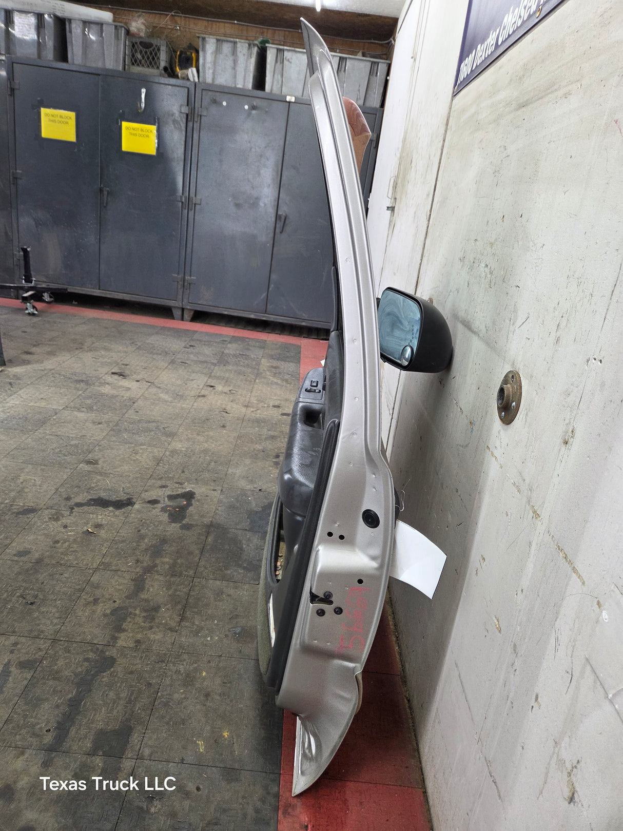 1999-2006 Chevrolet Silverado / GMC Sierra 1500 2500 3500 HD Front Passenger side Door RH - Fine Silver Birch Metallic