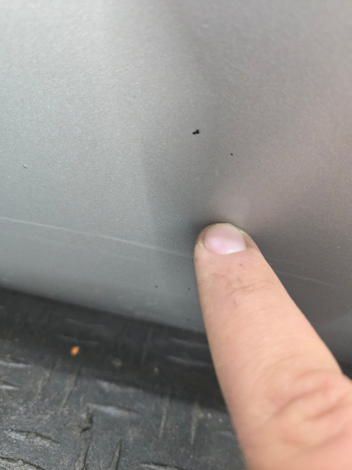 1999-2007 Chevrolet Silverado / GMC Sierra 1500 2500 3500 HD Rear Driver side LH Crew Cab rear door - Fine Silver Birch Metallic