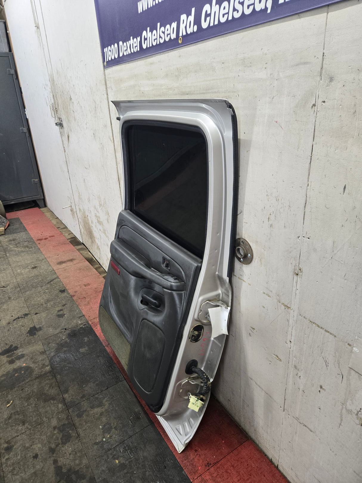 1999-2007 Chevrolet Silverado / GMC Sierra 1500 2500 3500 HD Rear Driver side LH Crew Cab rear door - Fine Silver Birch Metallic