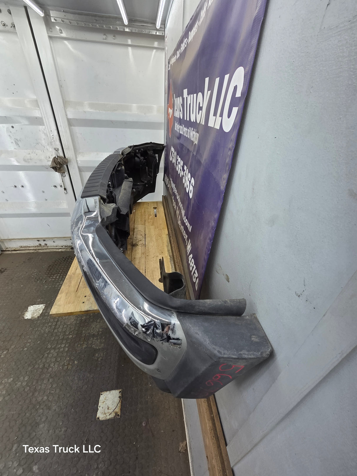 2023-2025 Ford Super Duty F450 F550 Front Bumper