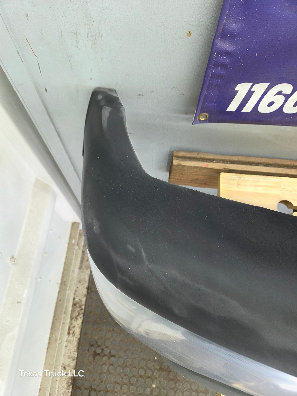 1999-2002 Chevrolet Silverado 1500 Front Bumper - Chrome