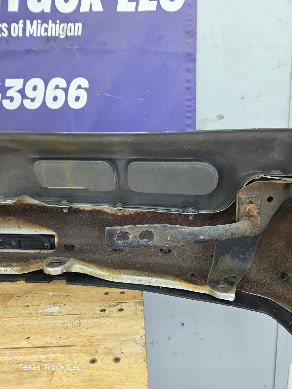 1999-2002 Chevrolet Silverado 1500 Front Bumper - Chrome