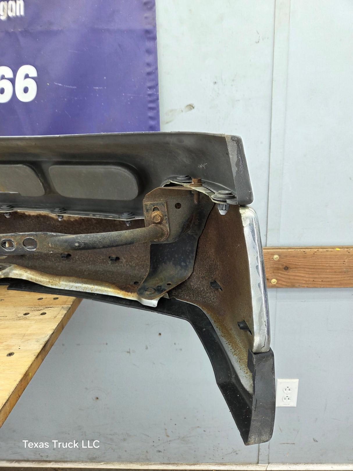 1999-2002 Chevrolet Silverado 1500 Front Bumper - Chrome