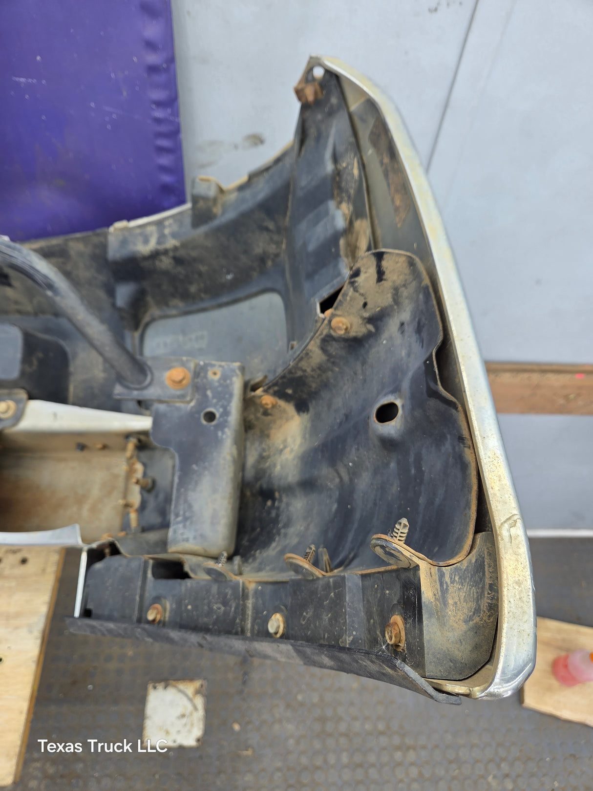 2007-2010 Chevrolet Silverado 2500 3500 HD Front Bumper