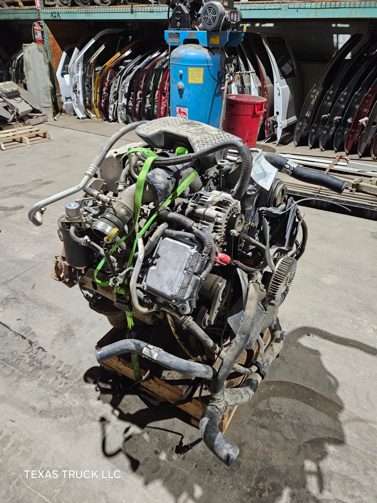 2005 LLY Duramax Diesel 6.6L Engine Runs CYL 3 Bad Injector/Misfire