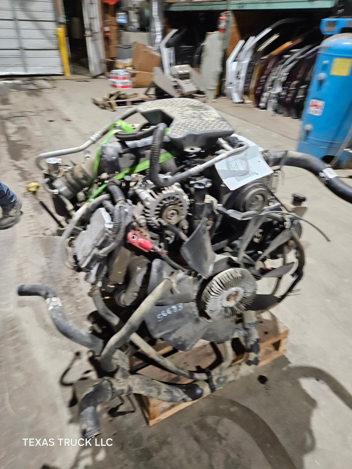 2005 LLY Duramax Diesel 6.6L Engine Runs CYL 3 Bad Injector/Misfire