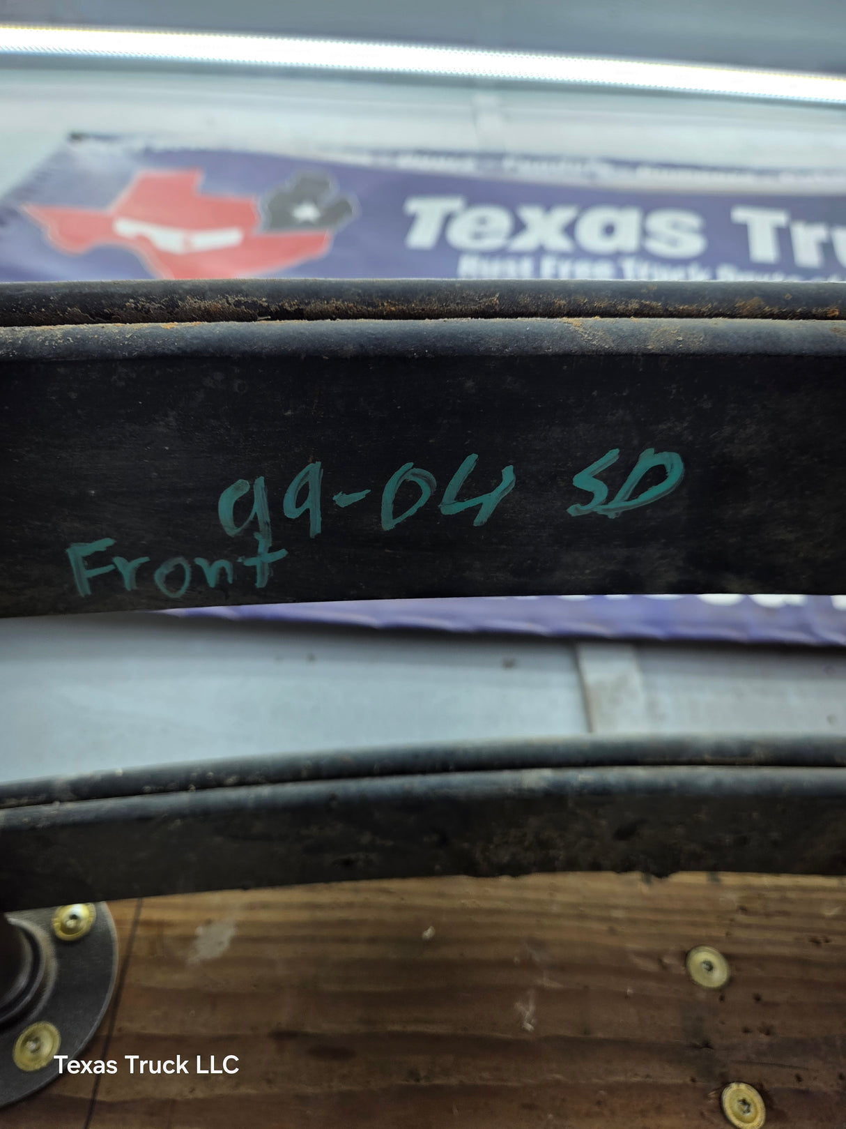 1999-2004 Ford F250 F350 Super Duty Excursion Front Leaf Springs - Pair