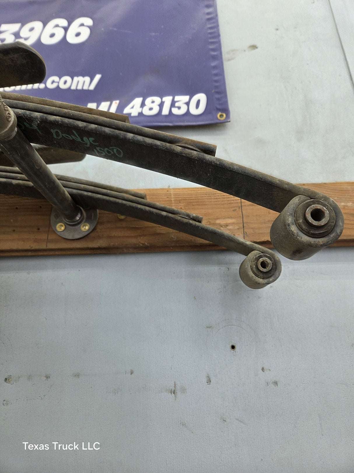 2002-2008 Dodge Ram 1500 Rear Leaf Springs 52113120 AE - Pair