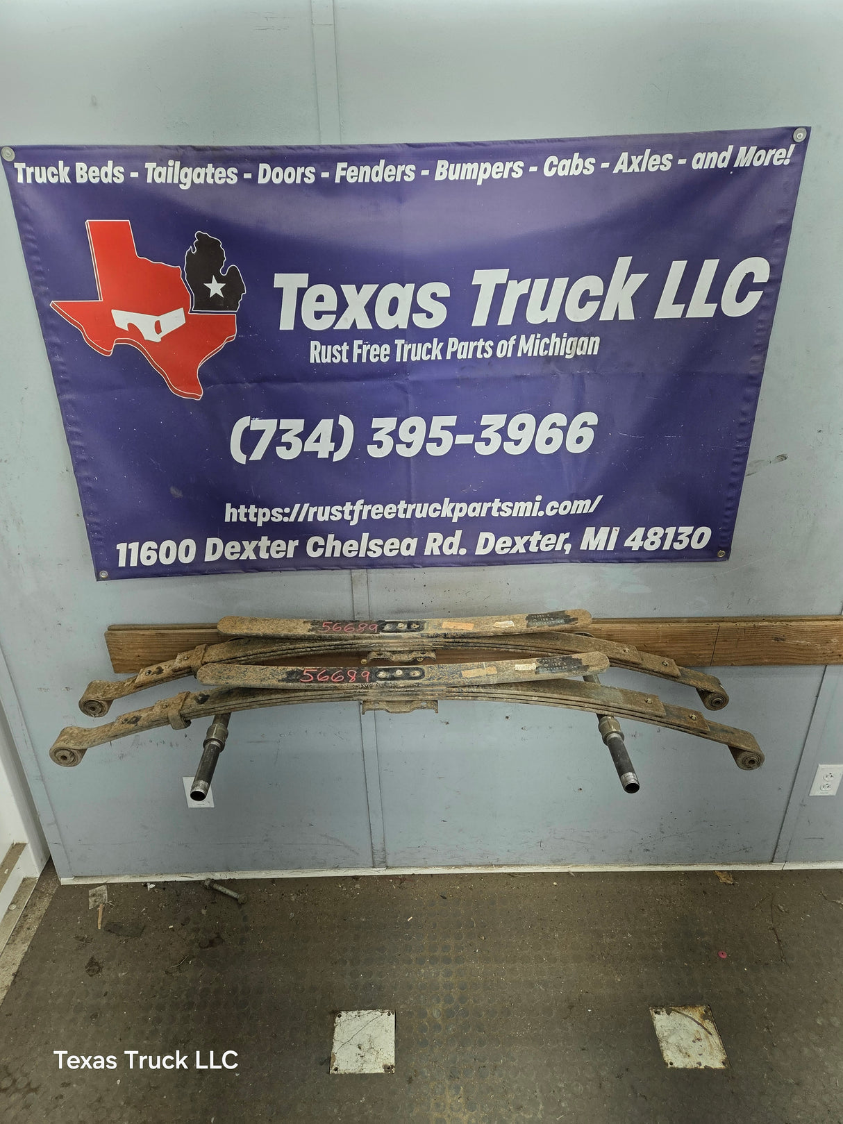 2002-2008 Dodge Ram 1500 Rear Leaf Springs 52113143 AF - Pair