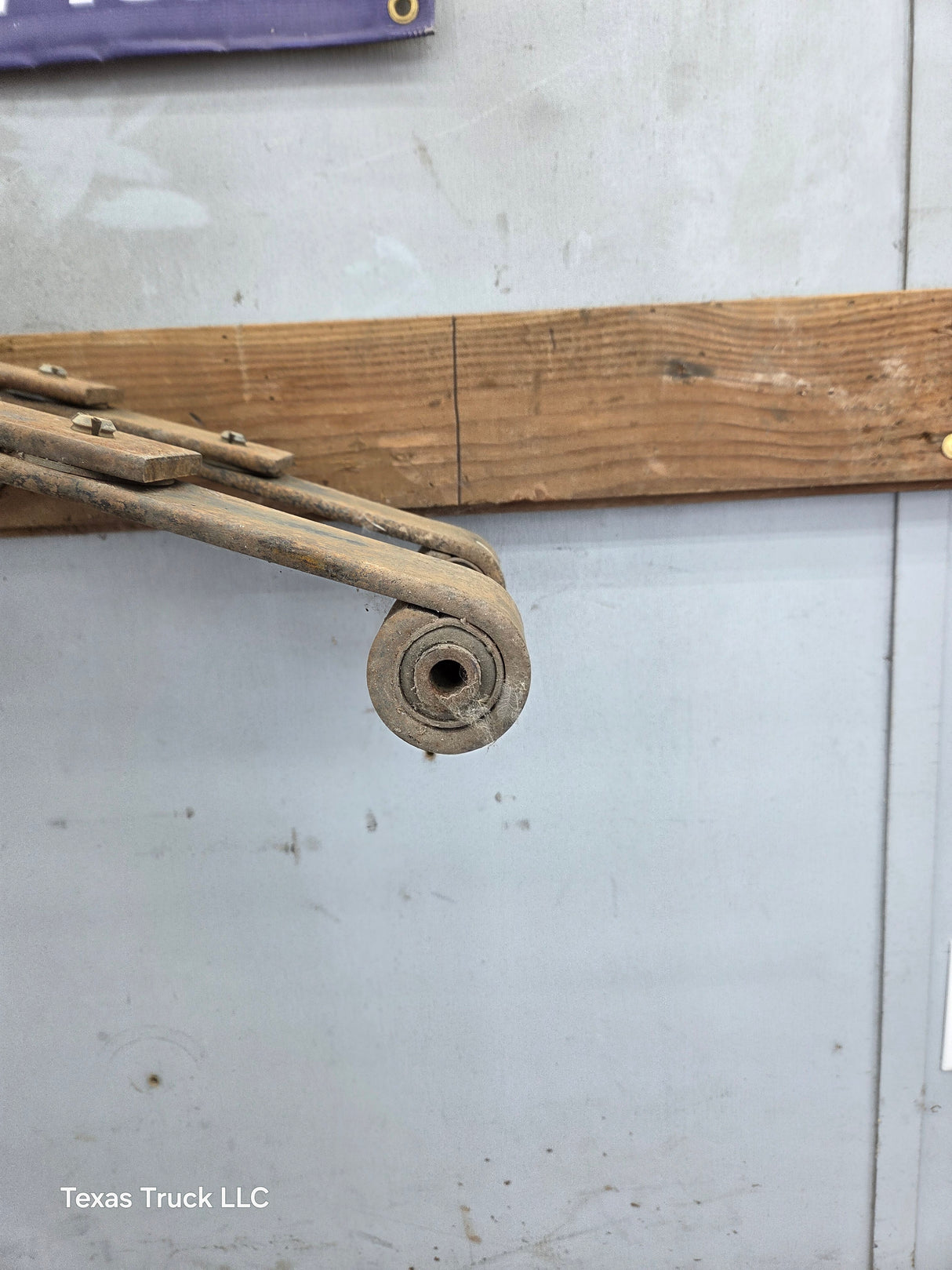 2002-2008 Dodge Ram 1500 Rear Leaf Springs 52113143 AF - Pair