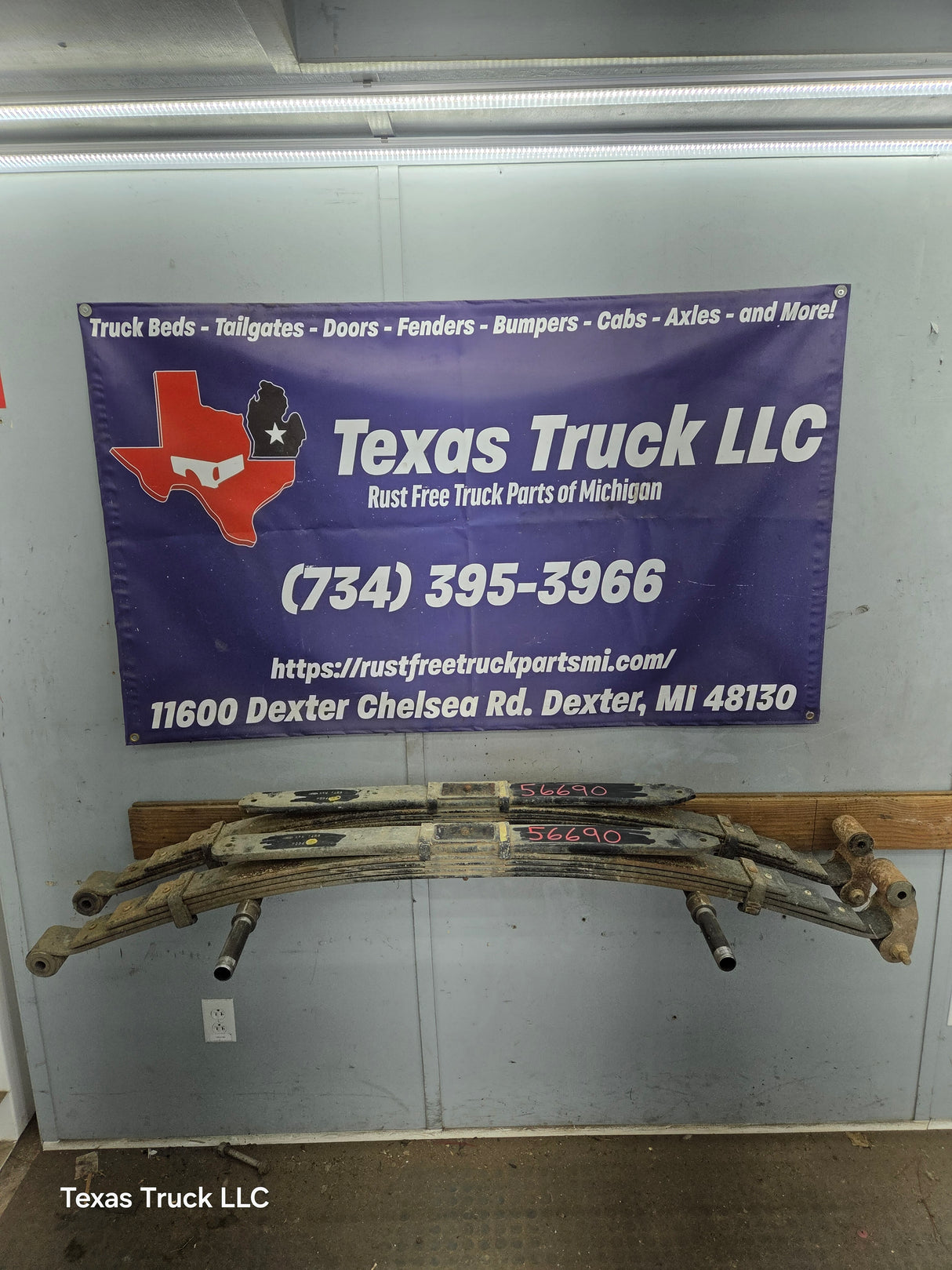 2008-2010 Ford F250 F350 Super Duty Rear Leaf Spring - Pair