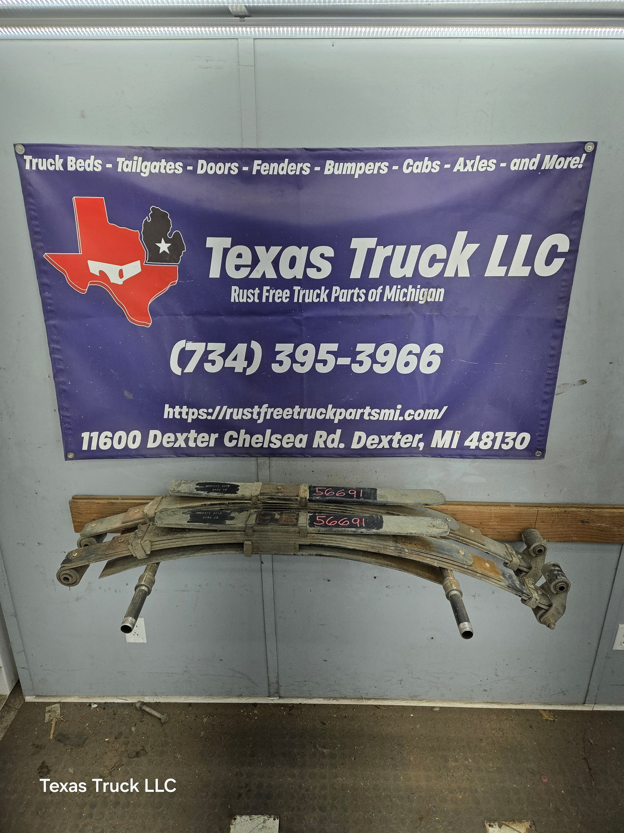1999-2007 Ford F250 F350 Super Duty Rear Leaf Springs - Pair