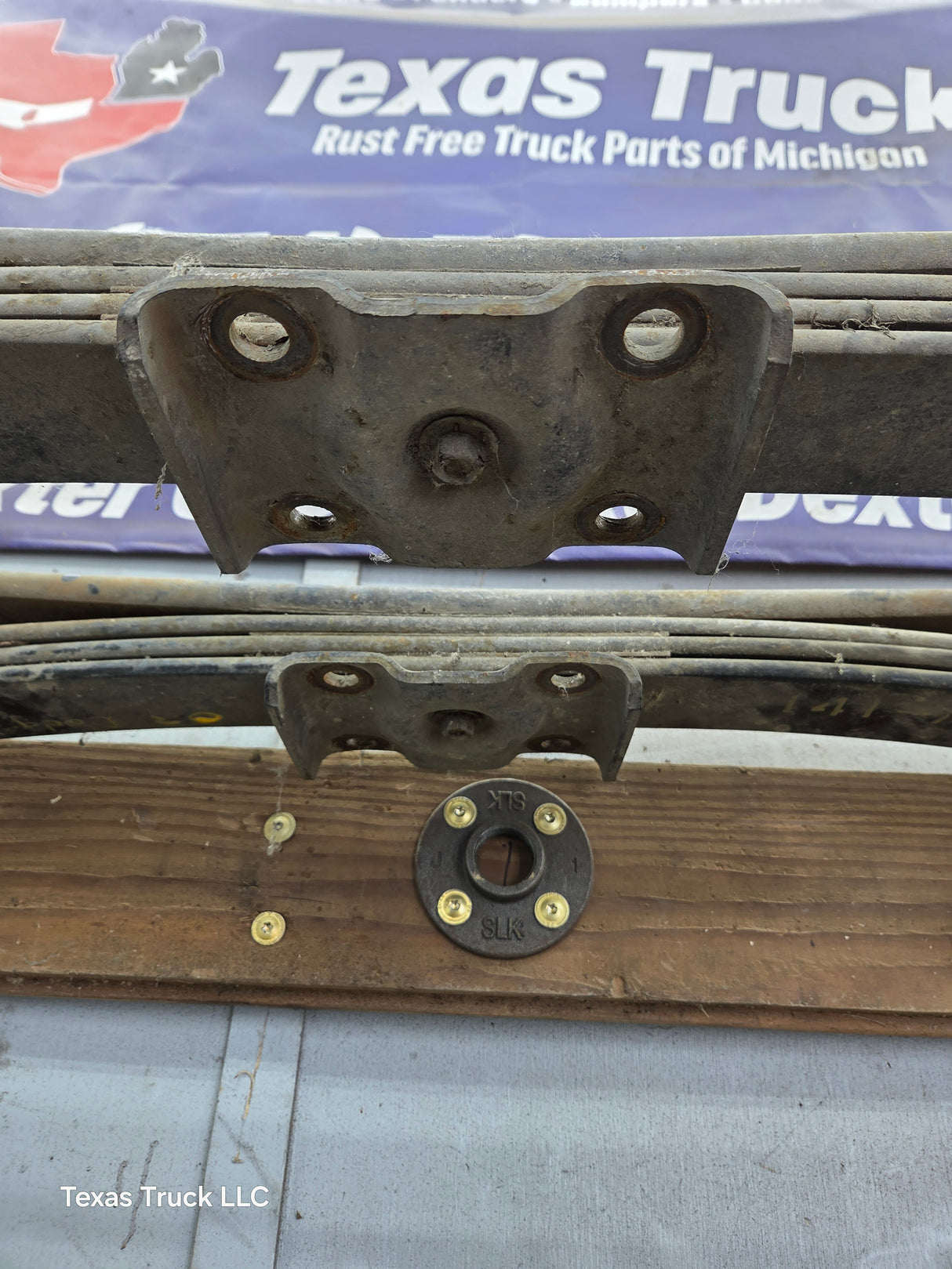 2002-2008 Dodge Ram 1500 Rear Leaf Springs 52113141 AD - Pair