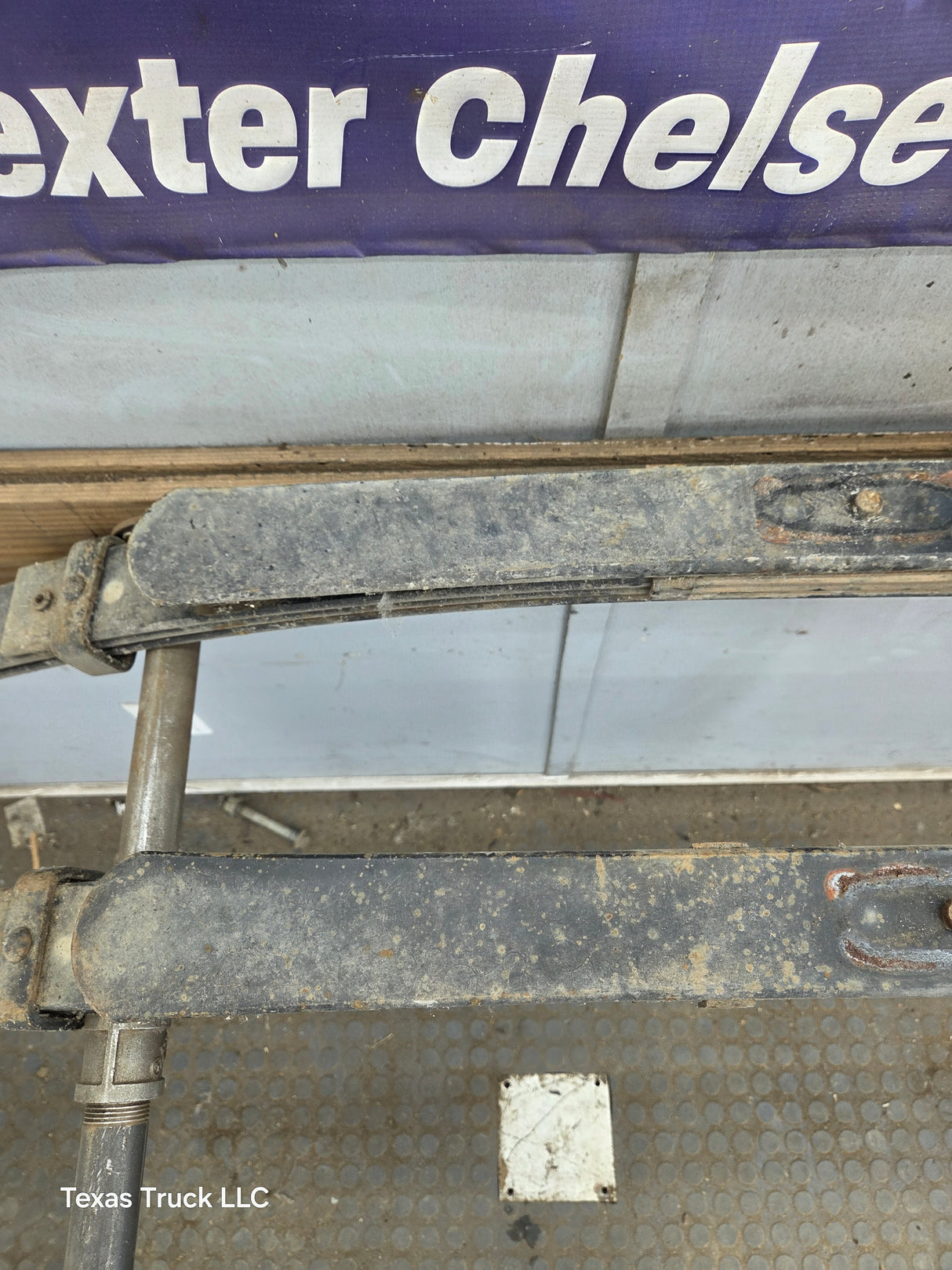 1994-2001 2nd Gen Dodge Ram 1500 Rear Leaf Springs 52106297 AD - Pair