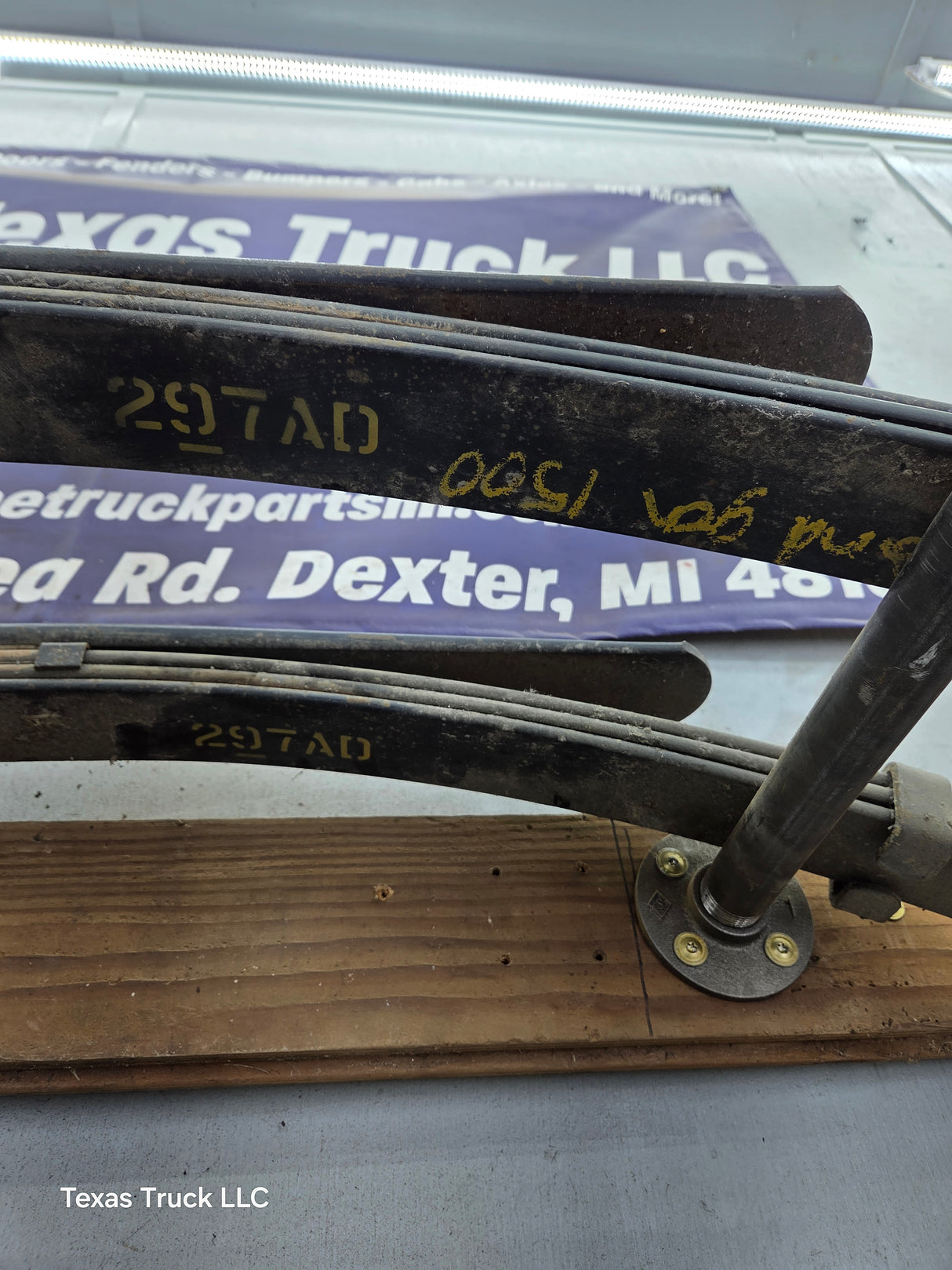 1994-2001 2nd Gen Dodge Ram 1500 Rear Leaf Springs 52106297 AD - Pair