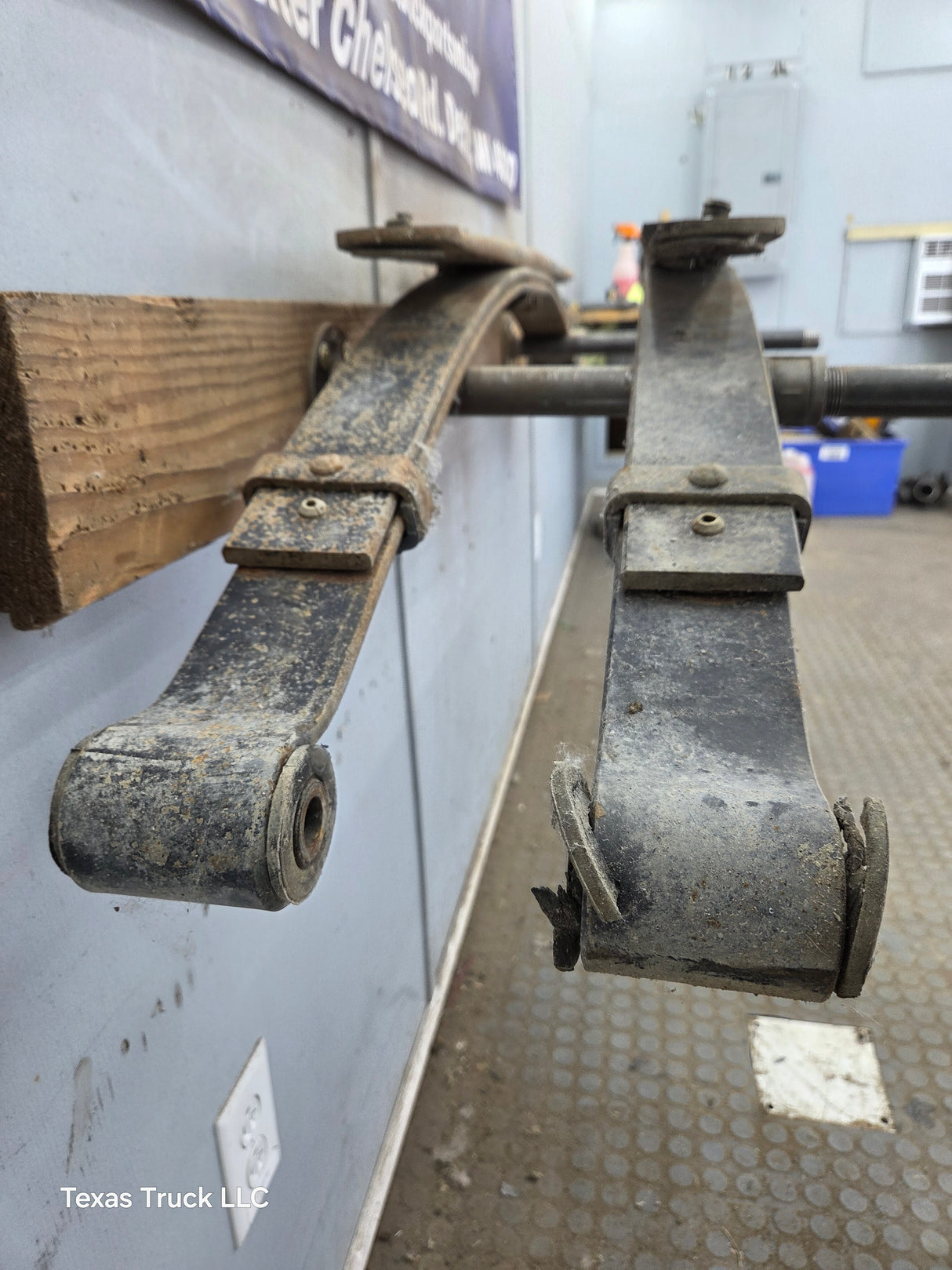 2009-2014 Ford F150 Rear Leaf Springs - Pair