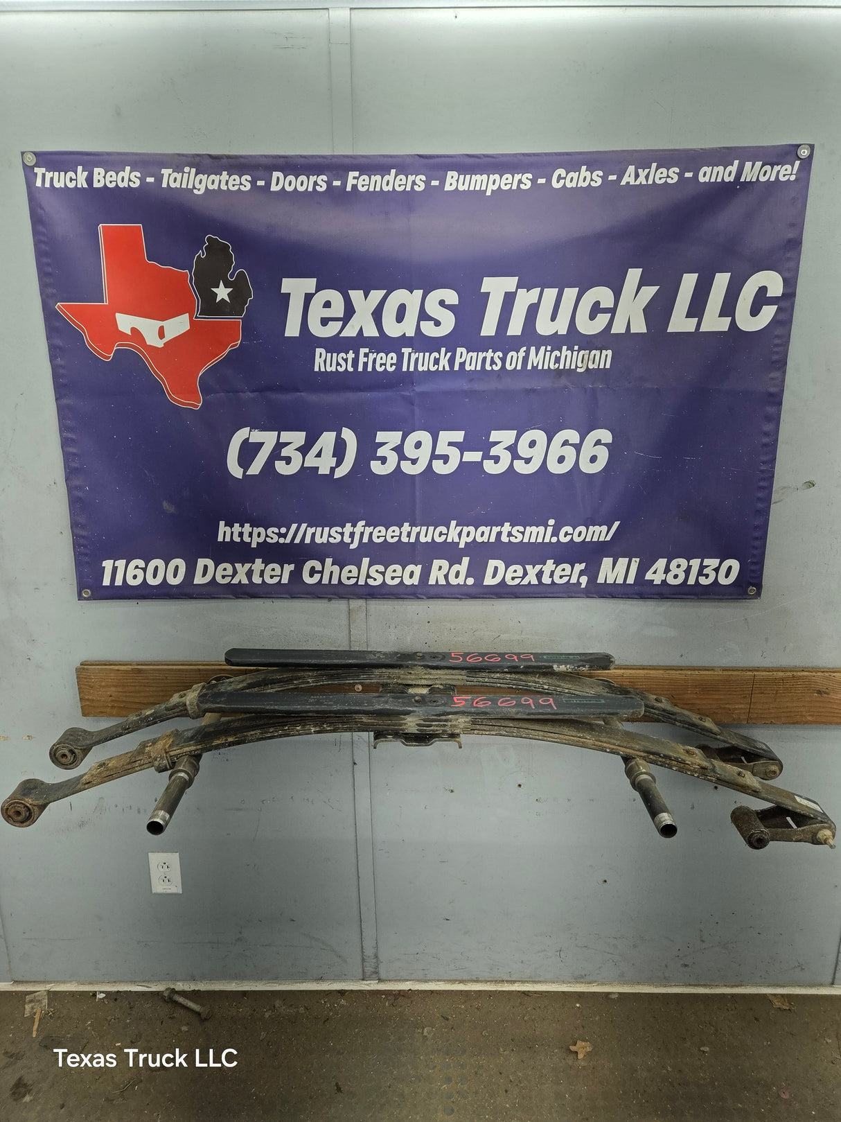 2002-2008 Dodge Ram 1500 Rear Leaf Springs 52113120AD - Pair