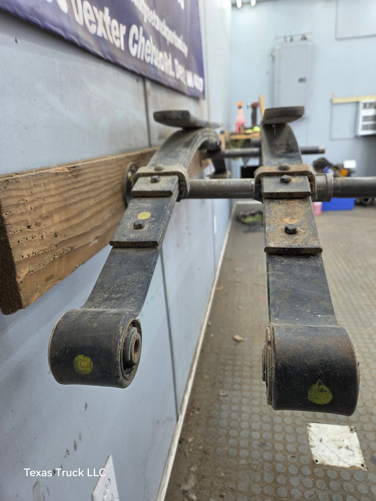 2002-2008 Dodge Ram 1500 Rear Leaf Springs 52113120AD - Pair