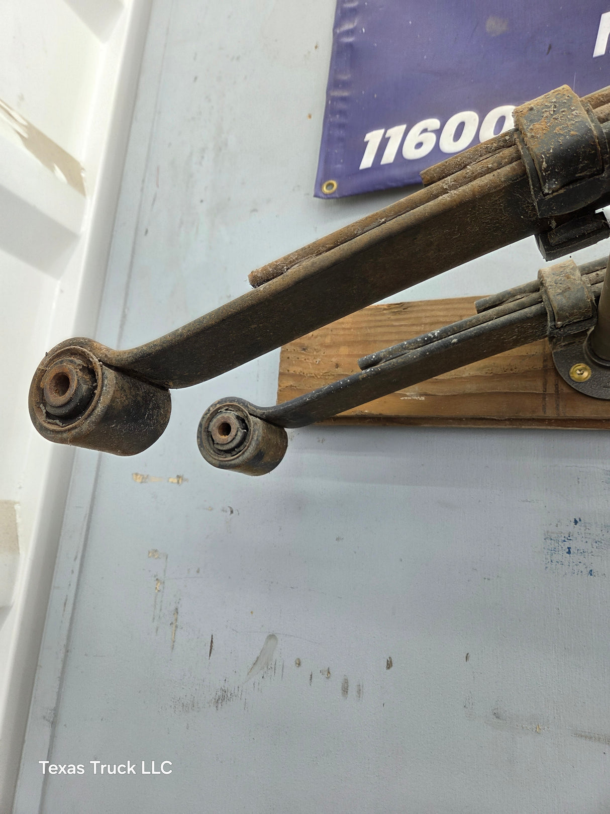 2002-2008 Dodge Ram 1500 Rear Leaf Springs 52113120AD - Pair